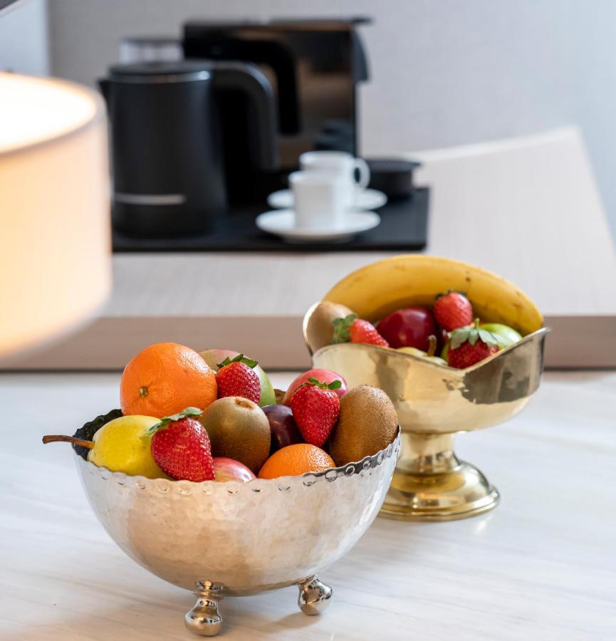Address Istanbul Hotell Eksteriør bilde Fruit in bowls