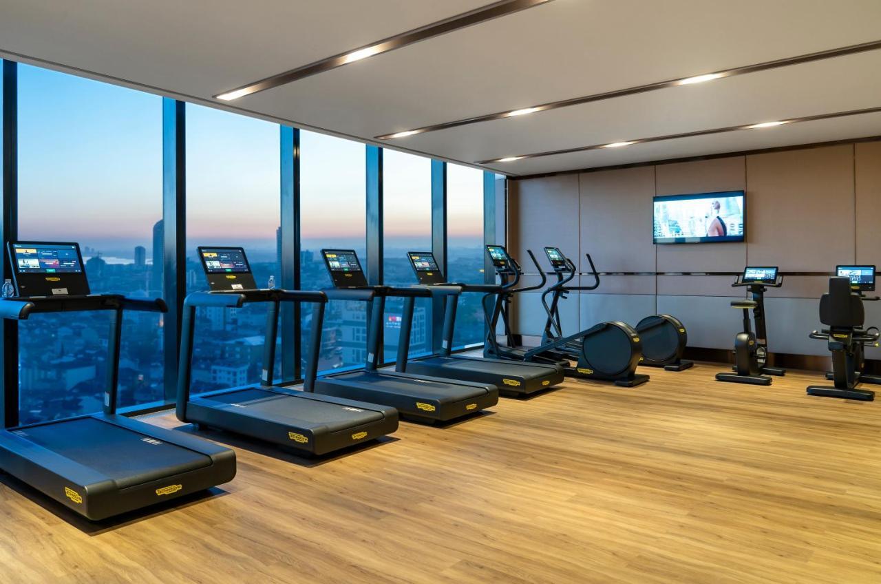 Address Istanbul Hotell Eksteriør bilde The gym at the 57th floor