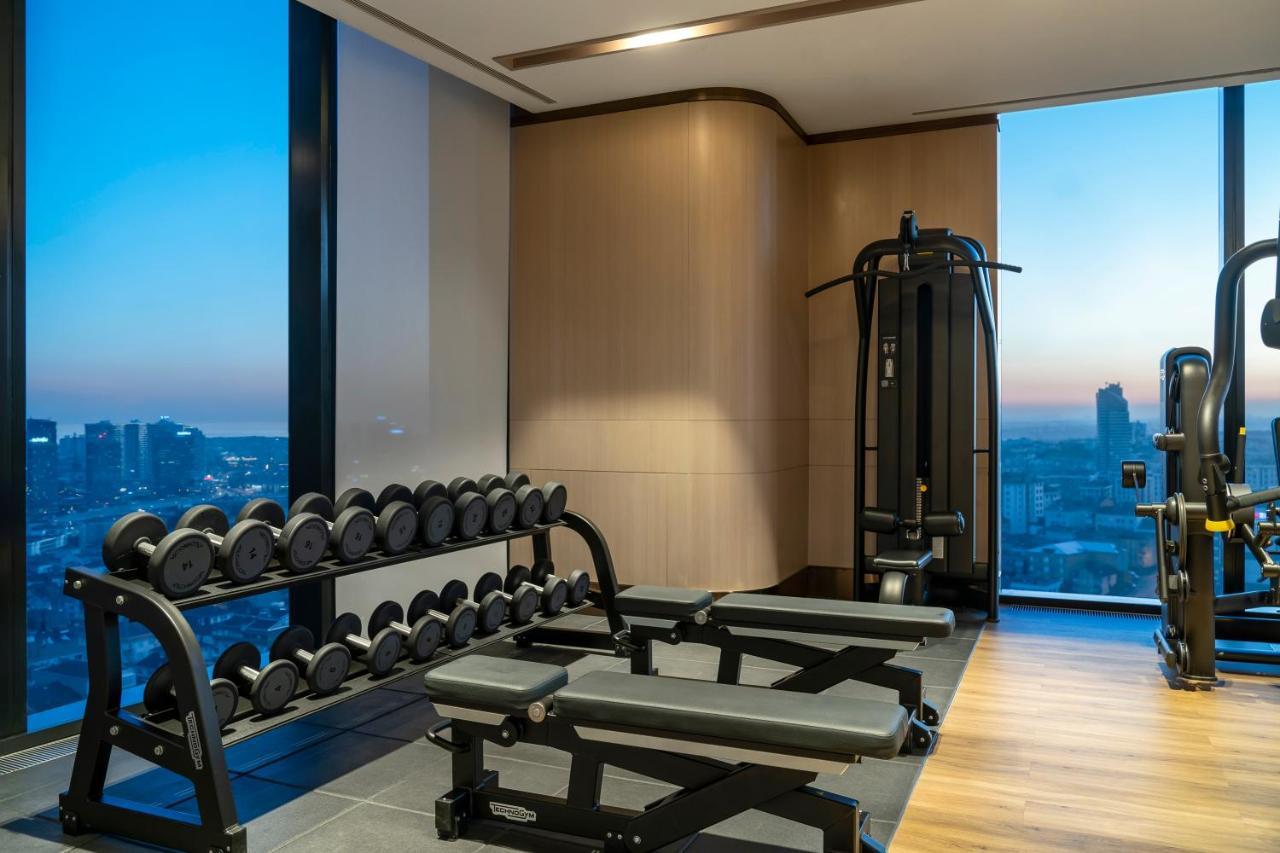 Address Istanbul Hotell Eksteriør bilde The gym at the Ritz-Carlton, Osaka
