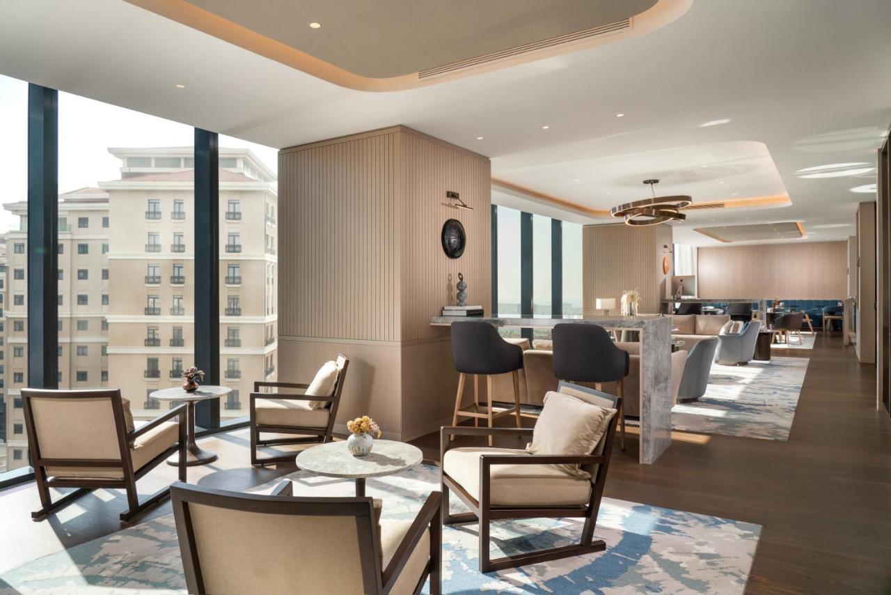 Address Istanbul Hotell Eksteriør bilde Club Lounge at the Westin Nanjing